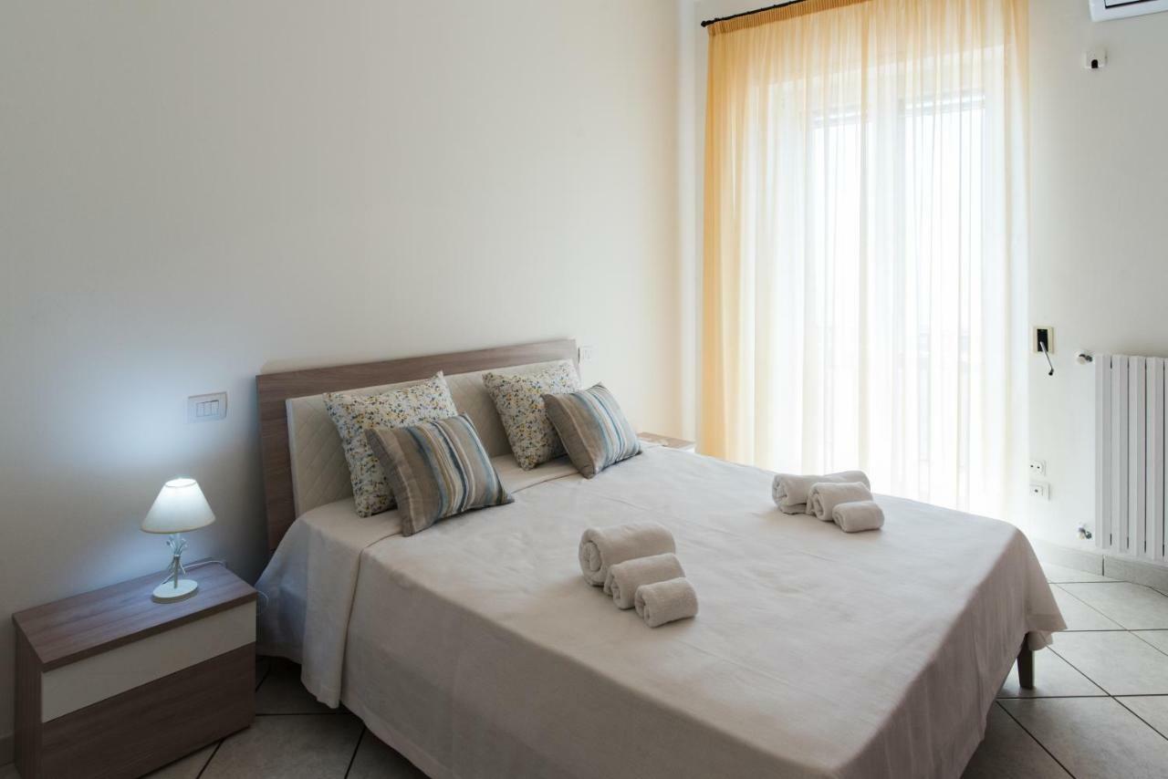 Dulce Mare Apartment Salerno Exterior photo