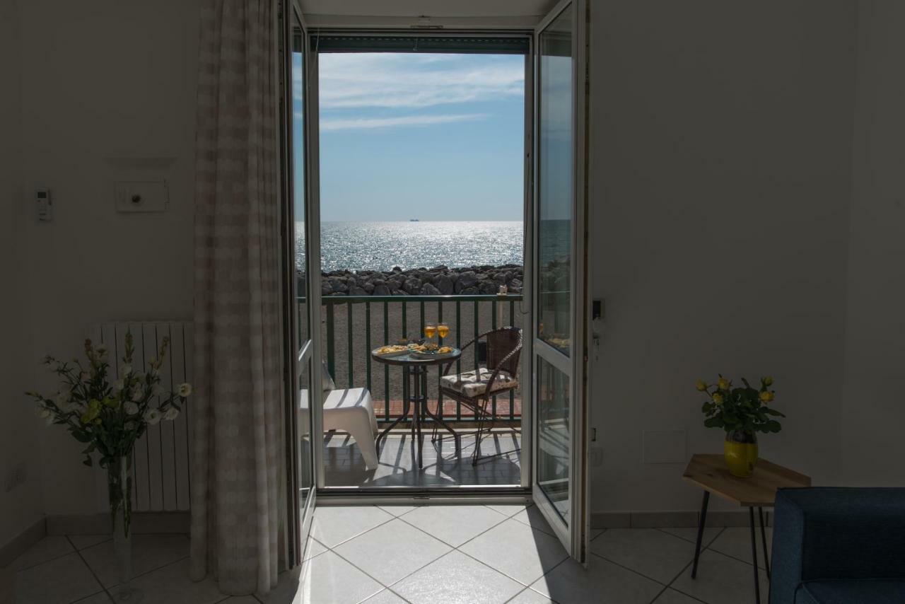 Dulce Mare Apartment Salerno Exterior photo