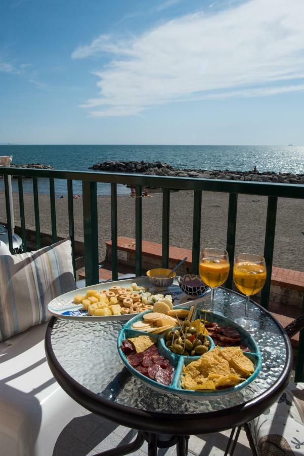 Dulce Mare Apartment Salerno Exterior photo